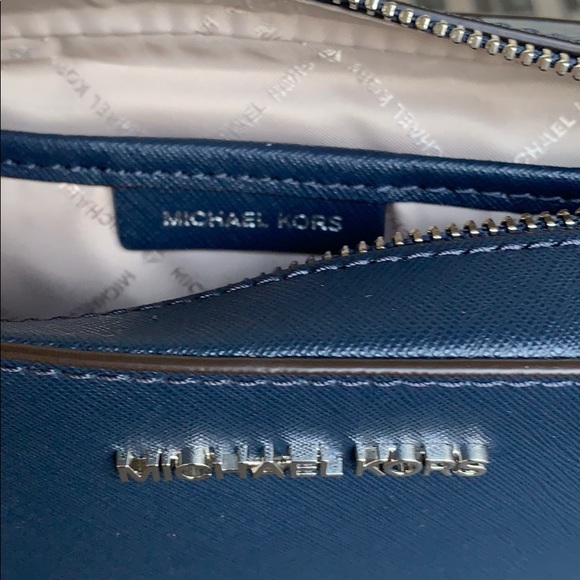 MICHAEL KORS LG EW CROSSBODY Bag NAVY 35T8GTTC9L - Picture 15 of 16
